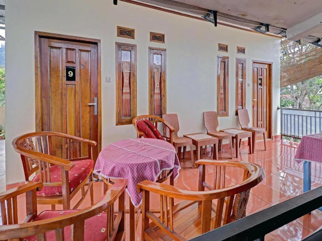 Adinda Homestay Lembang Luaran gambar